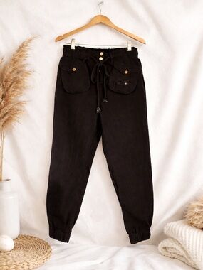Blue Velvet Denim Black cropped Cargo Utility pocket joggers Women's Black NWOT